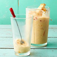 Peach pie shakes