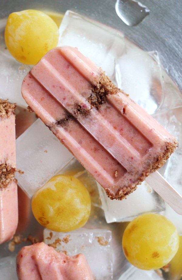 Peach pluot parfait popsicles
