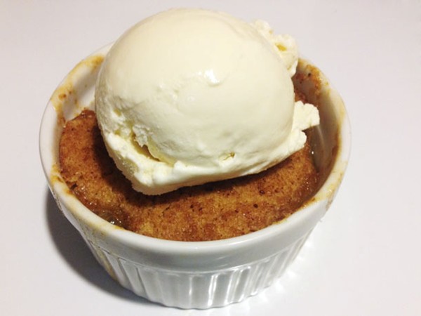 Peach snickerdoodle cobbler