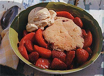 Peach-strawberry cobbler with buttery lemon crust
