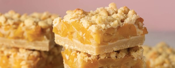 Peach streusel bars