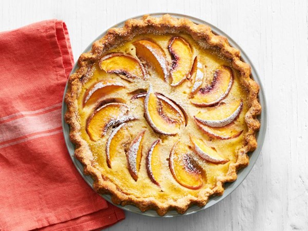 Peaches-and-cream pie