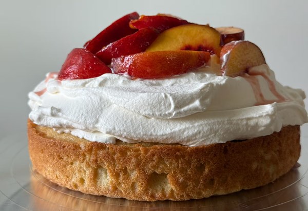 Peaches and cream snacking cake