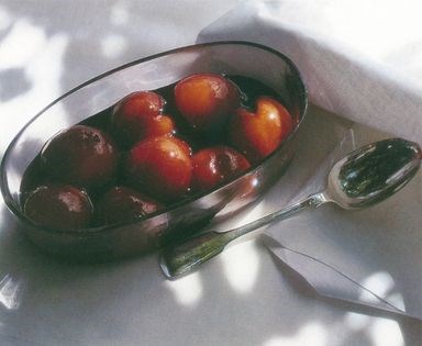 Peaches in red Crozes-Hermitage