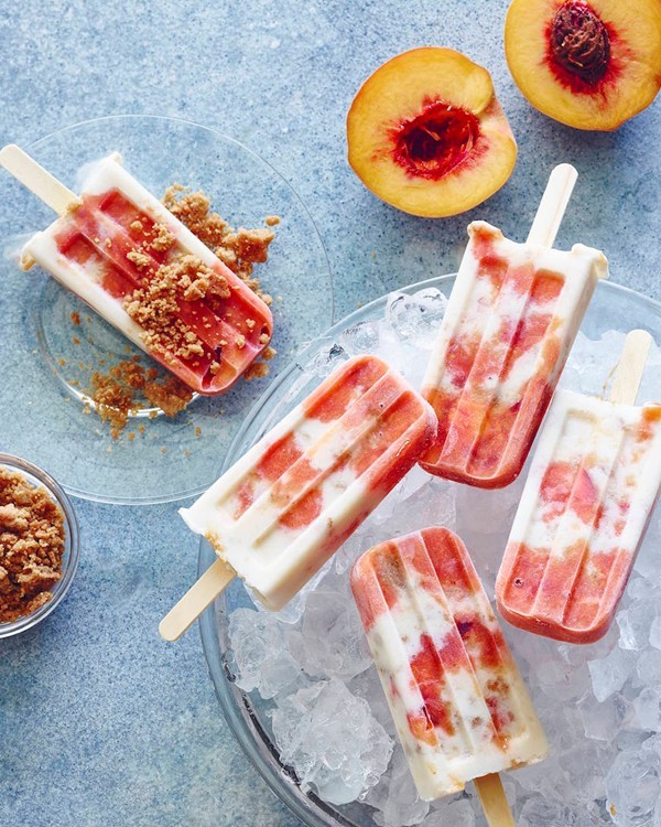 Peaches ’n cream pops