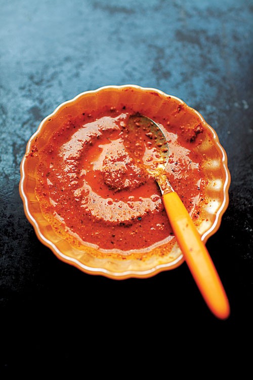 Peanut and arbol chile salsa (Salsa de cacahuate y chile de arbol)