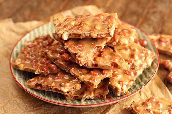 Peanut brittle