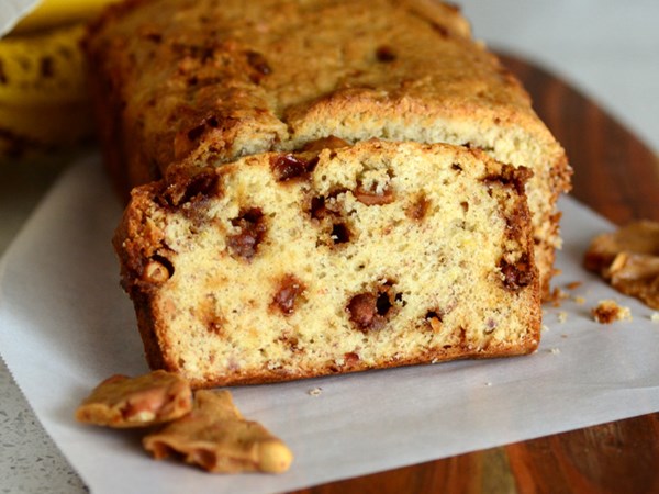Peanut brittle banana bread