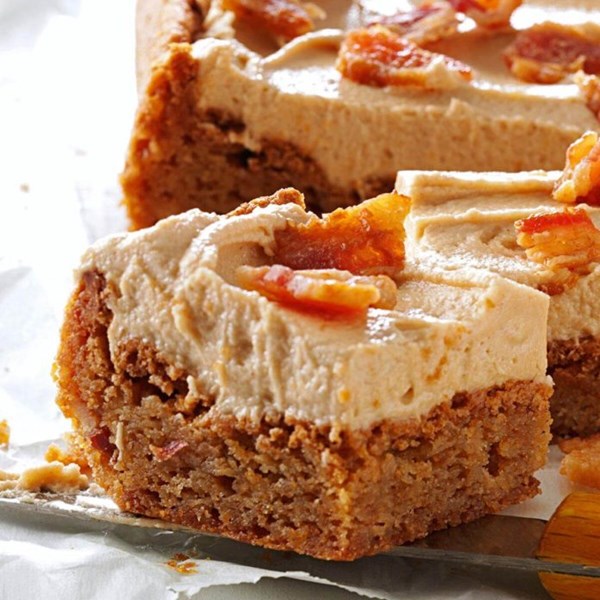 Peanut butter & bacon blondies