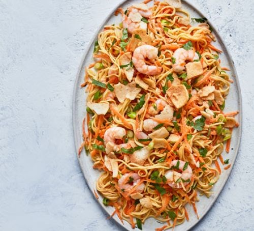 Peanut butter & prawn noodle salad