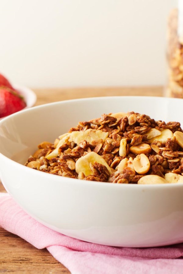 Peanut butter and banana granola