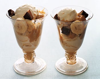 Peanut butter and banana sundaes