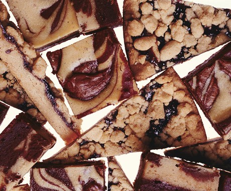 Peanut butter and chocolate cheesecake swirl brownies