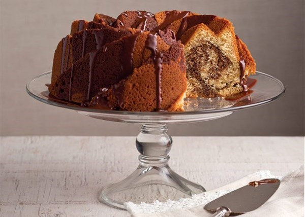Peanut butter and chocolate swirl bundt cake