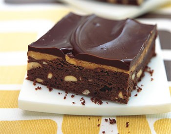 Peanut butter and fudge brownies with salted peanuts [Dorie Greenspan]