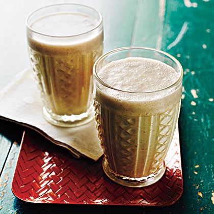 Peanut butter, banana, and flax smoothies