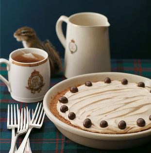 Peanut butter banana cream pie