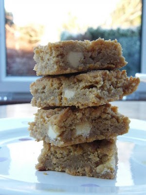 Peanut butter blondies with white chocolate chunks
