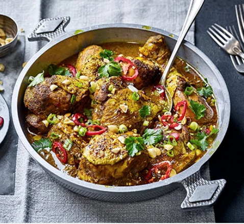 Peanut-butter chicken curry