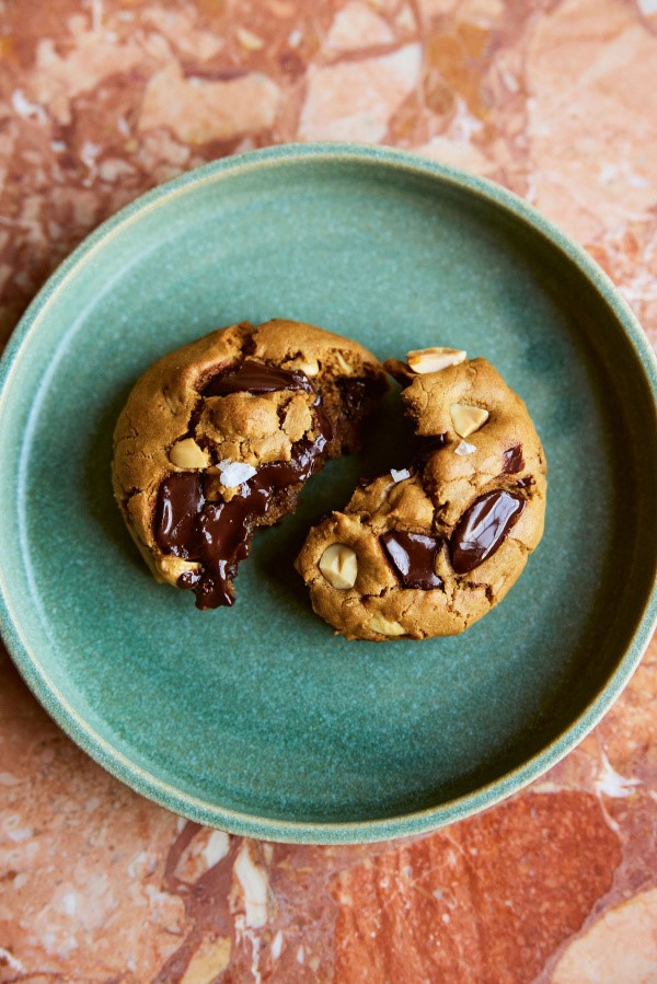 Peanut butter choc chip cookies