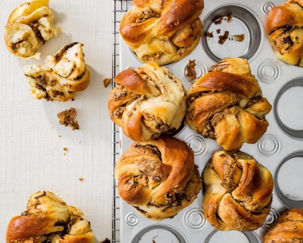 Peanut butter-chocolate babkas
