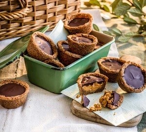 Peanut butter cookie cups