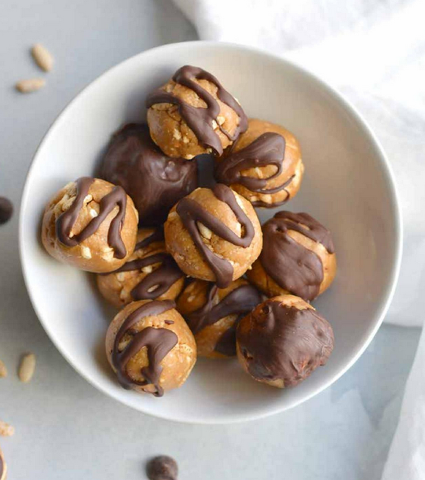 Peanut butter crunch bites