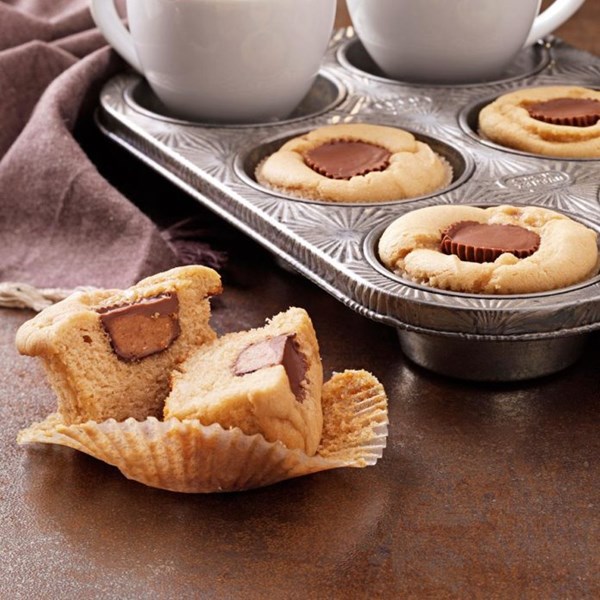 Peanut butter cup cupcakes