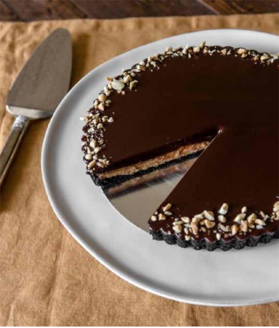 Peanut butter cup tart with chocolate cookie crust