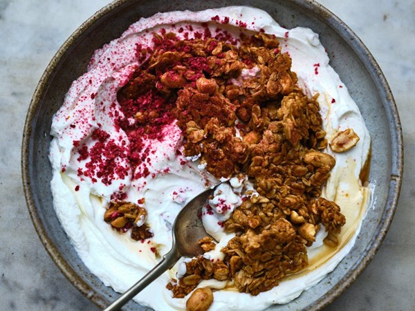 Peanut butter granola