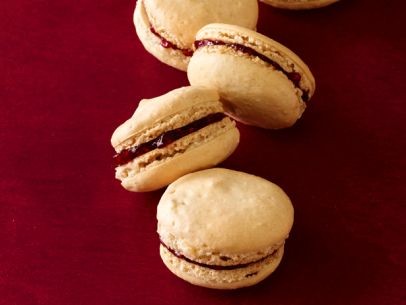 Peanut butter-jam macaroons