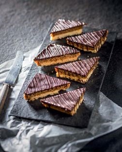 Peanut butter millionaires' shortbread