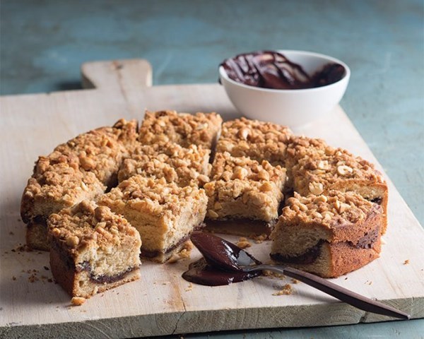 Peanut butter-Nutella coffee cake [peanut butter crumble]