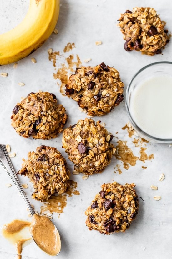 Peanut butter oatmeal protein cookies