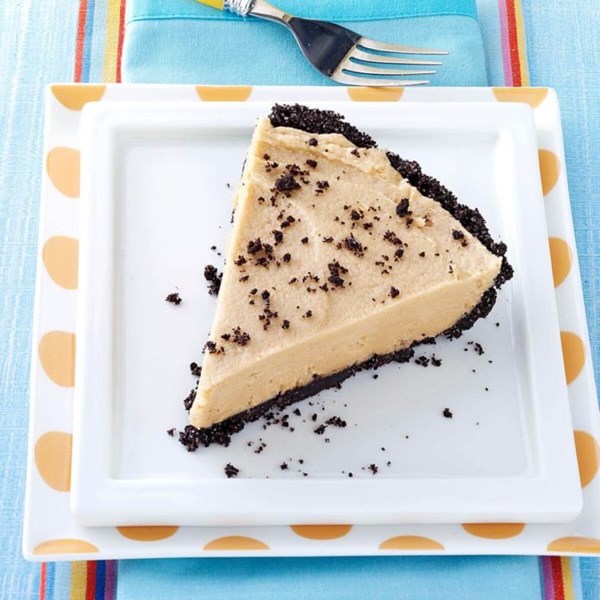 Peanut butter pie