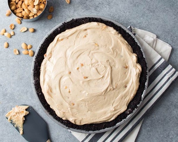 Peanut butter pie [ganache, peanut butter filling]