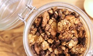 Peanut butter pie granola