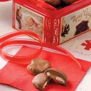 Peanut butter pretzel bites