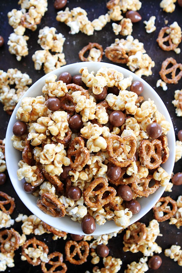 Peanut butter pretzel caramel popcorn