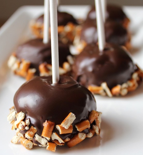 Peanut butter pretzel pops