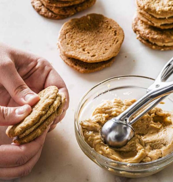 Peanut butter sandwich cookies