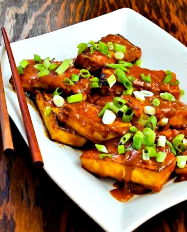 Peanut butter tofu with Sriracha