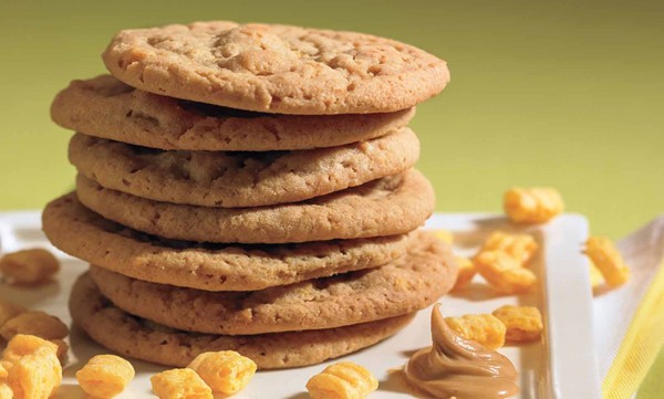 Peanut butter with Cap'n Crunch cookies