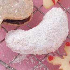 Peanut crescents