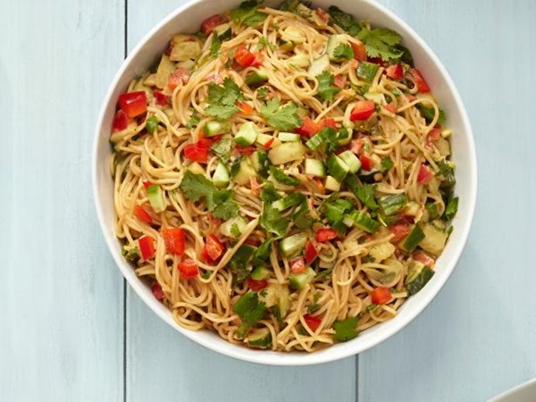 Peanut noodle salad