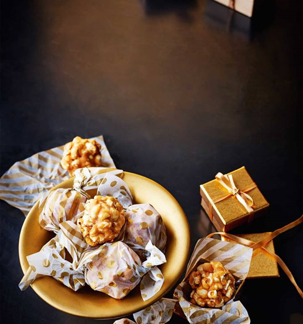 Peanut-popcorn bonbons