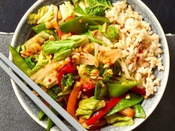 Peanut sauce stir-fry