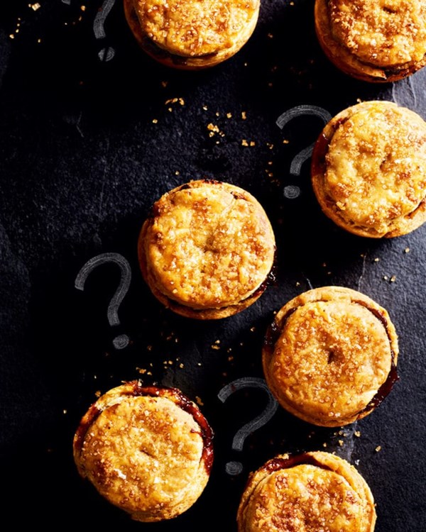 Pear & apple mincemeat pies