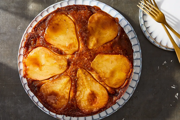 Pear & cardamom caramel upside-down cake
