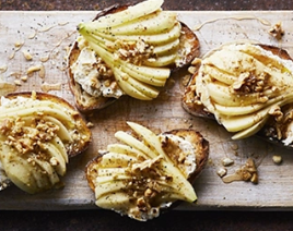 Pear & ricotta tartines